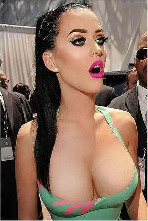 Katy Perry OnlyFans Leaked Free Thumbnail Picture - #BccbPxMht1