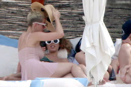 Katy Perry OnlyFans Leaked Free Thumbnail Picture - #DIDUAwKzLG