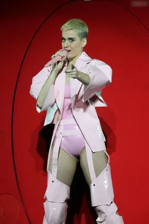Katy Perry OnlyFans Leaked Free Thumbnail Picture - #M1PHPGRLBn