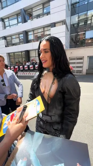 Katy Perry OnlyFans Leaked Free Thumbnail Picture - #WduerjHKrg