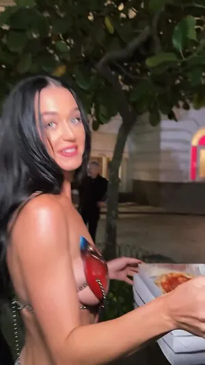 Katy Perry OnlyFans Leaked Free Thumbnail Picture - #YIM40BSFEj