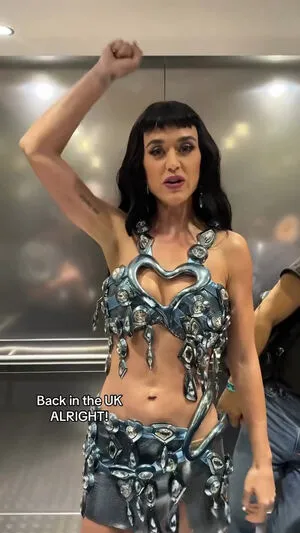 Katy Perry OnlyFans Leaked Free Thumbnail Picture - #YtI3S38JlM