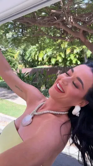 Katy Perry OnlyFans Leaked Free Thumbnail Picture - #c4BEymOaM2