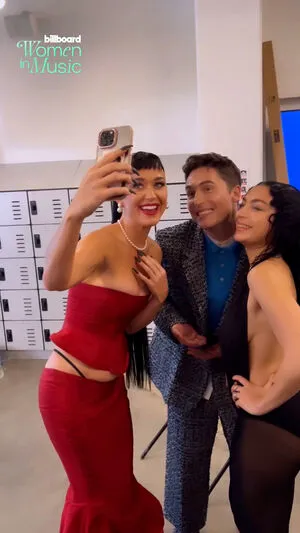 Katy Perry OnlyFans Leaked Free Thumbnail Picture - #csEGICjqev