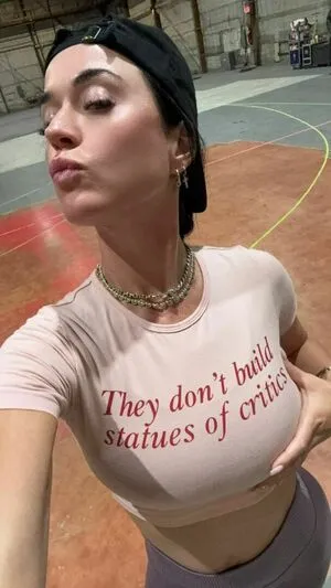 Katy Perry OnlyFans Leaked Free Thumbnail Picture - #ieZHWLPetk
