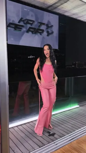 Katy Perry OnlyFans Leaked Free Thumbnail Picture - #nsexE1DqZ8