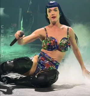 Katy Perry OnlyFans Leaked Free Thumbnail Picture - #Kw9CvyFkcf