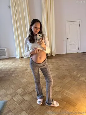 Katya Clover OnlyFans Leaked Free Thumbnail Picture - #KscdmVxcoN