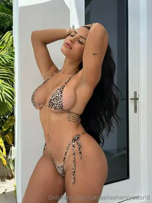 Katya Elise Henry OnlyFans Leaked Free Thumbnail Picture - #Bhtd412ITn