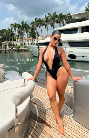 Katya Elise Henry OnlyFans Leaked Free Thumbnail Picture - #RRMMiE2gkw