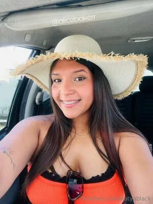 Katyablack OnlyFans Leaked Free Thumbnail Picture - #emqsoeadon