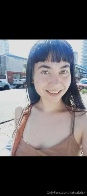 Katyakrisx OnlyFans Leaked Free Thumbnail Picture - #W4DE9XwQW4