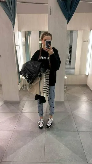 Katyasun OnlyFans Leaked Free Thumbnail Picture - #3r8ACtyaB7