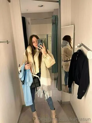 Katyasun OnlyFans Leaked Free Thumbnail Picture - #AELm81A1xL