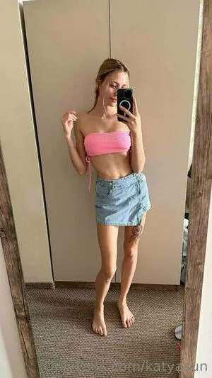 Katyasun OnlyFans Leaked Free Thumbnail Picture - #zuVk7damAy