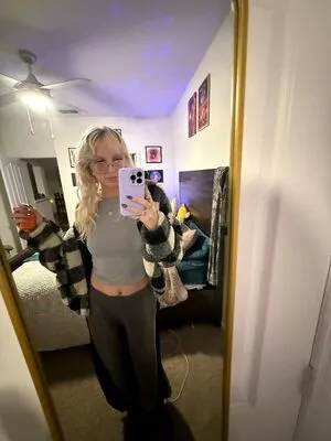 Katycarnegie OnlyFans Leaked Free Thumbnail Picture - #fpuWg4gzs3