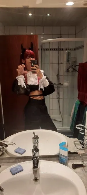 Katyusha Cosplay OnlyFans Leaked Free Thumbnail Picture - #EoiX3SnVFP