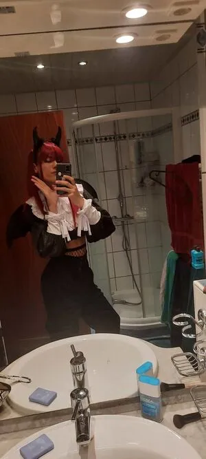 Katyusha Cosplay OnlyFans Leaked Free Thumbnail Picture - #VVQVN8if0W
