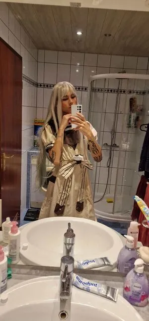 Katyusha Cosplay OnlyFans Leaked Free Thumbnail Picture - #uvuZuItWda