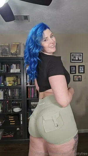 Katywithabootyfree OnlyFans Leaked Free Thumbnail Picture - #g1aX3MMF6k