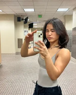 Kayla Vy OnlyFans Leaked Free Thumbnail Picture - #4bBAQ1AA2F