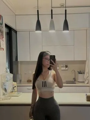 Kayla Vy OnlyFans Leaked Free Thumbnail Picture - #5MFdQCJj0f