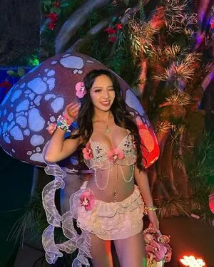 Kayla Vy OnlyFans Leaked Free Thumbnail Picture - #vMSticu1Yd