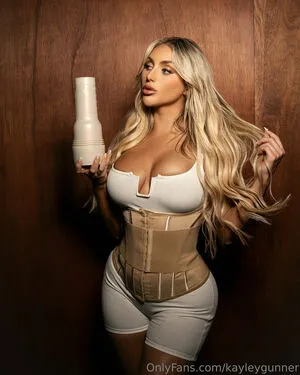 Kayley Gunner OnlyFans Leaked Free Thumbnail Picture - #Y2EsFmAu1z