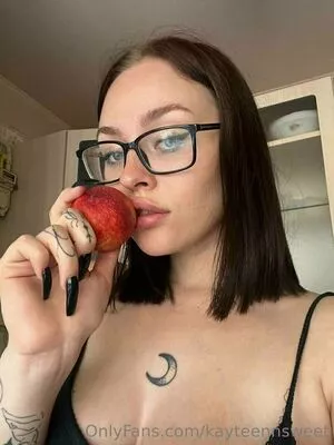 Kayteennsweet OnlyFans Leaked Free Thumbnail Picture - #32EJK5IdSn