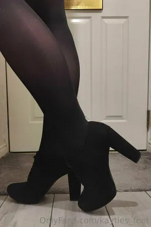 Kayties Feet OnlyFans Leaked Free Thumbnail Picture - #5FsqTdSAFO