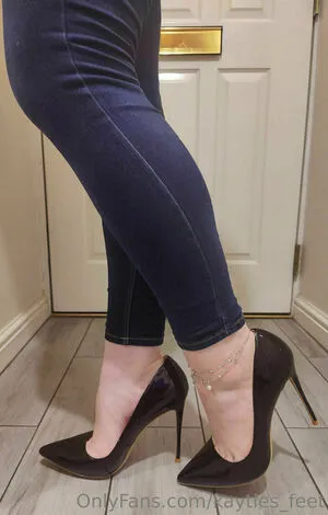 Kayties Feet OnlyFans Leaked Free Thumbnail Picture - #9JBresXlVY