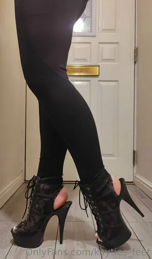 Kayties Feet OnlyFans Leaked Free Thumbnail Picture - #HVTGQX2Udx