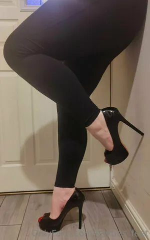 Kayties Feet OnlyFans Leaked Free Thumbnail Picture - #J8zkxNy5YX
