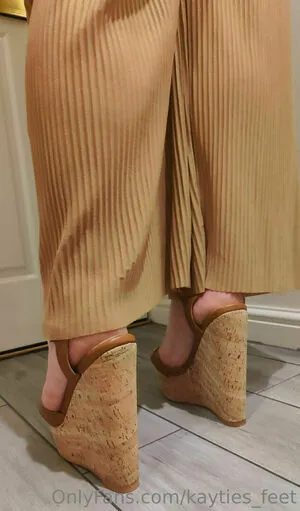 Kayties Feet OnlyFans Leaked Free Thumbnail Picture - #MtUKvEJ0T1