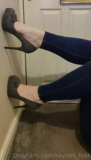 Kayties Feet OnlyFans Leaked Free Thumbnail Picture - #OX4xZql4iQ