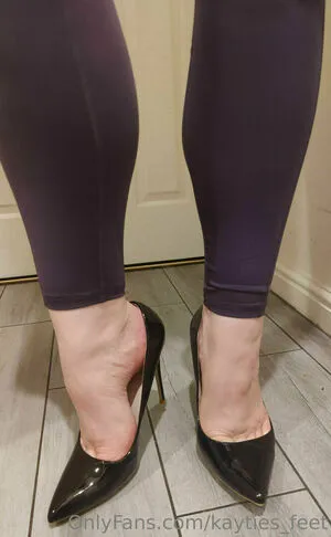 Kayties Feet OnlyFans Leaked Free Thumbnail Picture - #UcOl1U90FT