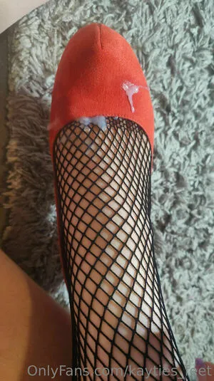 Kayties Feet OnlyFans Leaked Free Thumbnail Picture - #e0WS3NugaO