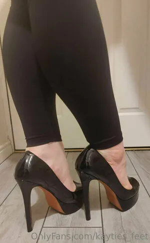 Kayties Feet OnlyFans Leaked Free Thumbnail Picture - #tFzXilXw34