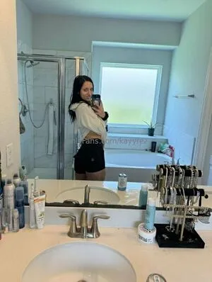 Kayyrez OnlyFans Leaked Free Thumbnail Picture - #XMOYikaGDP