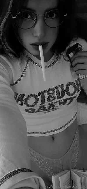 Kazysmoking OnlyFans Leaked Free Thumbnail Picture - #tMFEEGk137