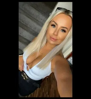 Kazz 11of Karolinaa OnlyFans Leaked Free Thumbnail Picture - #7wgkC8QMeZ