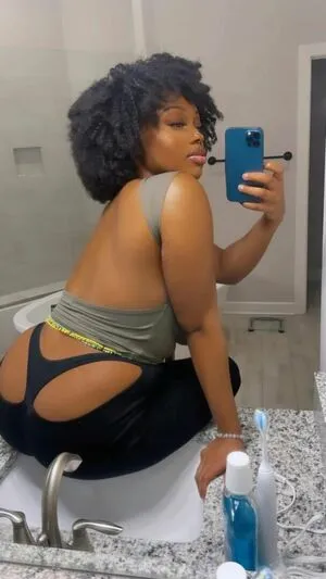 Kcurieuse OnlyFans Leaked Free Thumbnail Picture - #dL36L1kPln