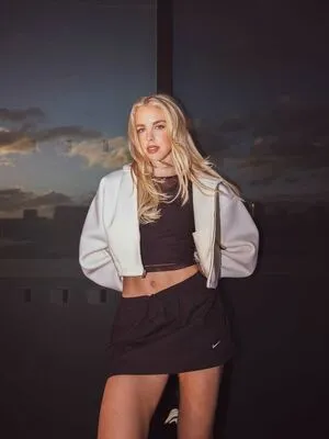 Keely Hodgkinson OnlyFans Leaked Free Thumbnail Picture - #Kri4RVCck1