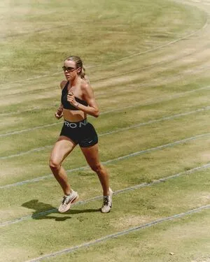 Keely Hodgkinson OnlyFans Leaked Free Thumbnail Picture - #L3Jx7Qh8cs