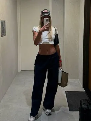 Keely Hodgkinson OnlyFans Leaked Free Thumbnail Picture - #X9m4RXMBUp