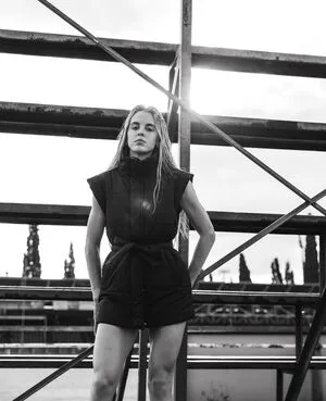 Keely Hodgkinson OnlyFans Leaked Free Thumbnail Picture - #YJKqQm34ke