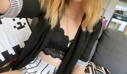 Keelyclove OnlyFans Leaked Free Thumbnail Picture - #4pkxNi0C2w