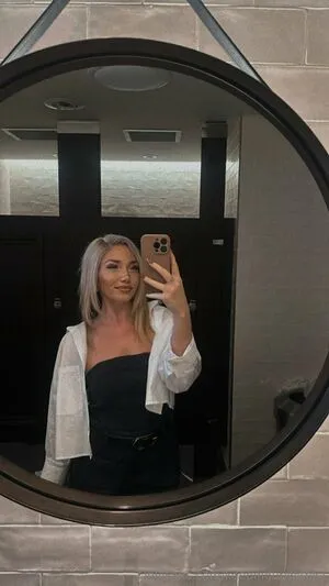 Keepingupwithkz OnlyFans Leaked Free Thumbnail Picture - #8NULW8H96x