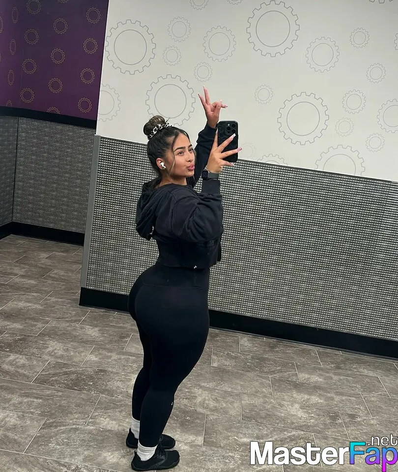 keepingupwithqueenx3_