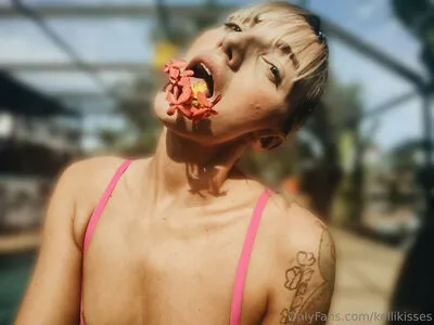 Kelli Kisses OnlyFans Leaked Free Thumbnail Picture - #0gJ28Dvrvi